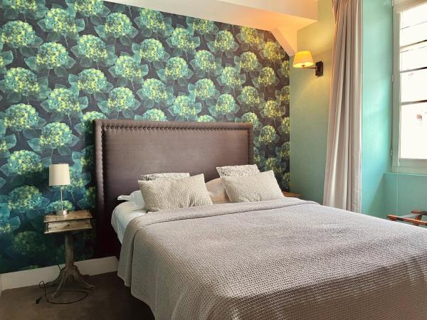 Hôtel des Basses Pyrénées - Bayonne : photo 3 de la chambre chambre familiale