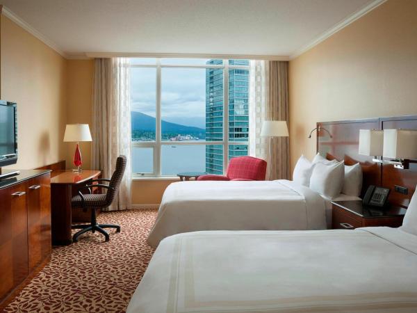 Vancouver Marriott Pinnacle Downtown Hotel : photo 2 de la chambre chambre avec 2 lits doubles - vue sur port - Étage supérieur