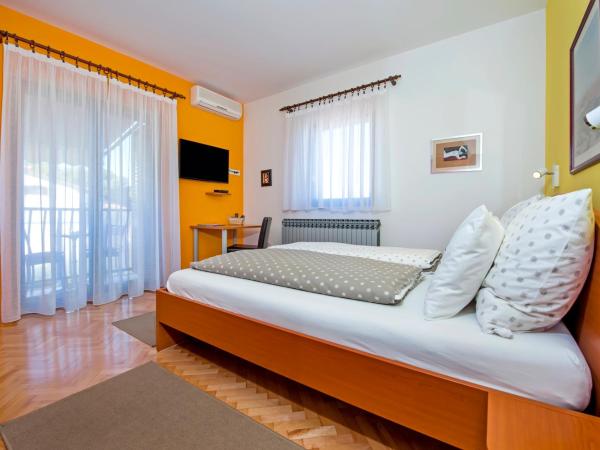 Apartments Erik B&B Adults only : photo 3 de la chambre chambre double (2ème Étage)