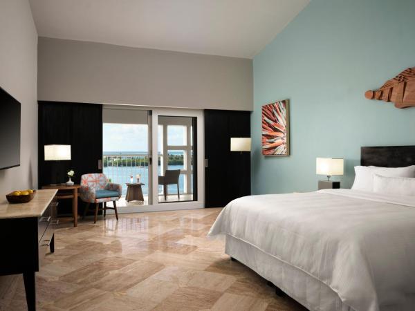 The Westin Resort & Spa Cancun : photo 1 de la chambre chambre lit king-size deluxe avec balcon - vue sur lagon