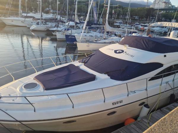 Barco no Coração da Cidade - Iate de 5 estrelas : photo 8 de la chambre mobile home