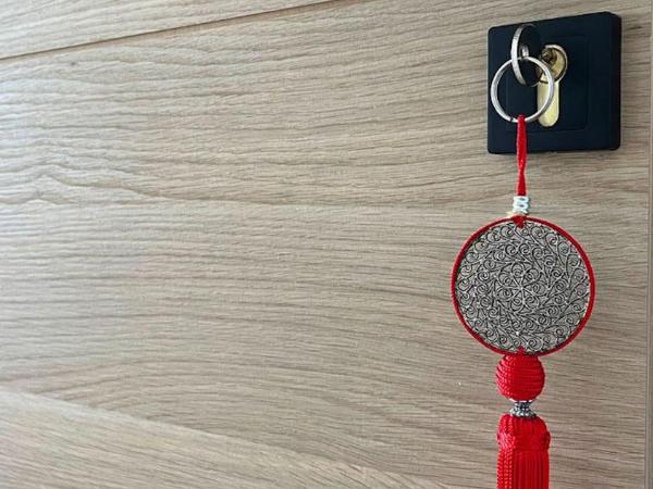 VILLA HOLISTIKA : BED AND BREAKFAST / POOL / AIR CONDITIONING/ MONT FARON TOULON : photo 5 de la chambre chambre lit queen-size deluxe