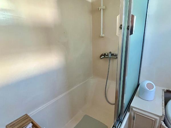 Navi Yacht à Sète, 2 à 8 couchages, privatif : photo 5 de la chambre appartement - vue sur mer