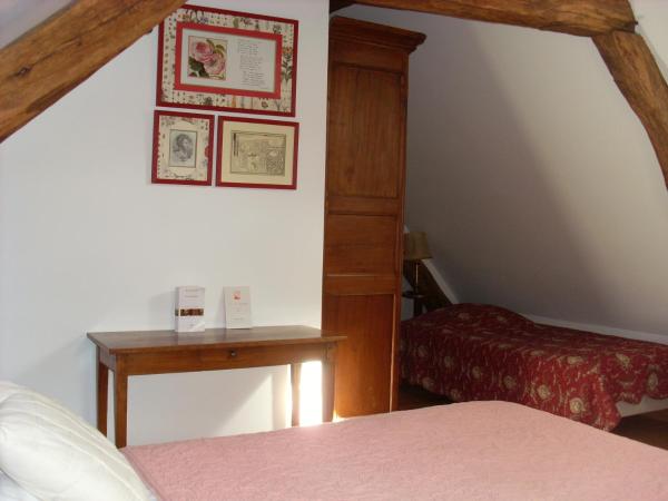 La Héraudière Bed & Breakfast : photo 6 de la chambre chambre double pierre de ronsard