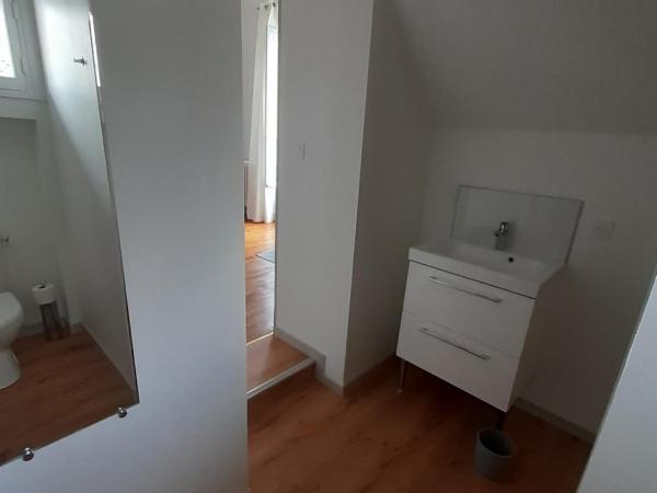 La Maison NP : photo 4 de la chambre chambre double avec salle de bains privative