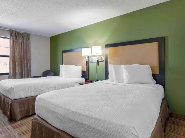 Extended Stay America Suites - Dallas - Greenville Avenue : photo 2 de la chambre studio avec 2 lits doubles - non-fumeurs
