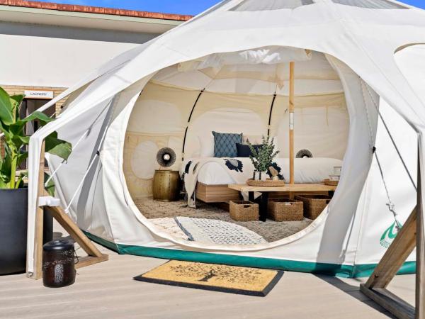 Ingenia Holidays Byron Bay : photo 6 de la chambre belle tent, shared bathroom