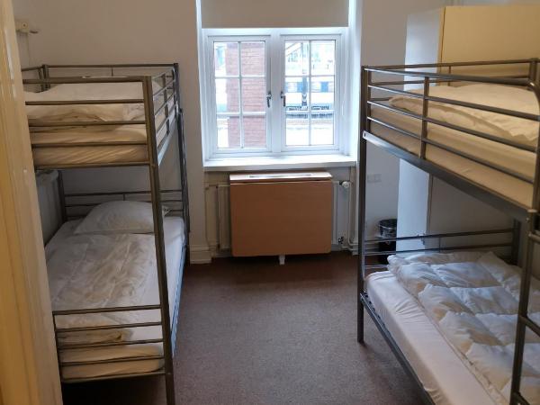 Danhostel Odense City : photo 6 de la chambre chambre quadruple standard