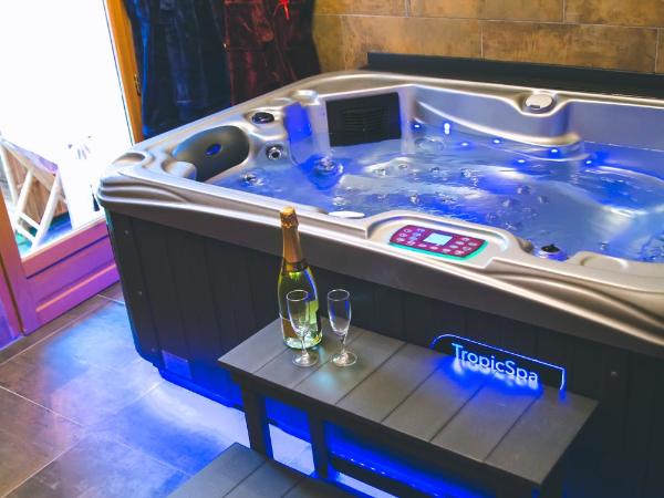 Le Charme Martégal Suite/Spa : photo 4 de la chambre appartement deluxe