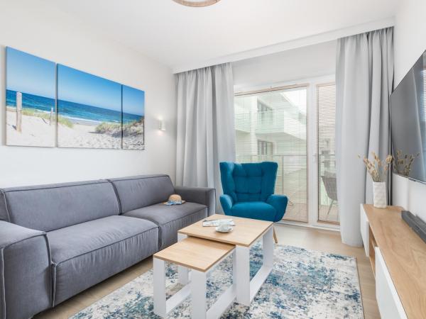 Apartamenty Polanki Aqua BASENY & SPA Kołobrzeg by Renters Prestige : photo 1 de la chambre appartement avec balcon