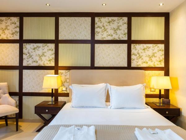 Theartemis Palace : photo 1 de la chambre chambre standard avec vue sur la piscine