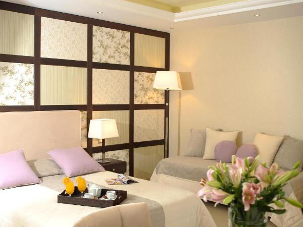 Theartemis Palace : photo 2 de la chambre chambre standard avec vue sur la piscine