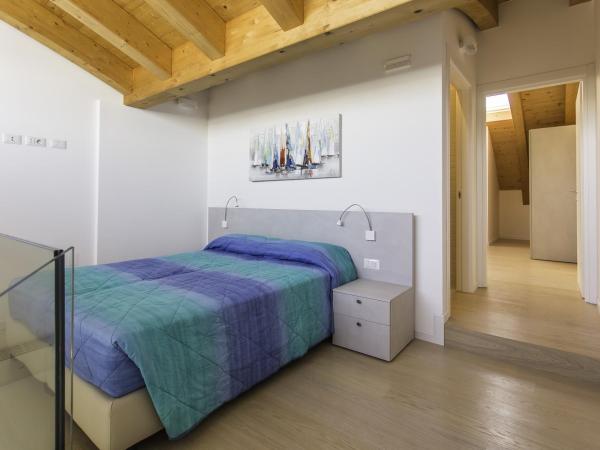 Residenza Turistica Alberghiera Blue Marine : photo 3 de la chambre appartement en duplex