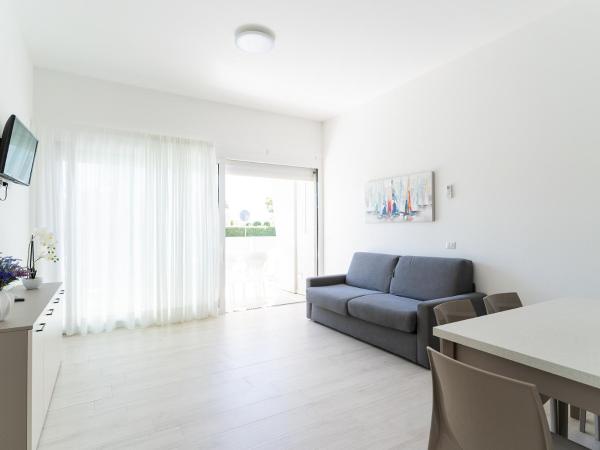 Residenza Turistica Alberghiera Blue Marine : photo 3 de la chambre appartement 1 chambre