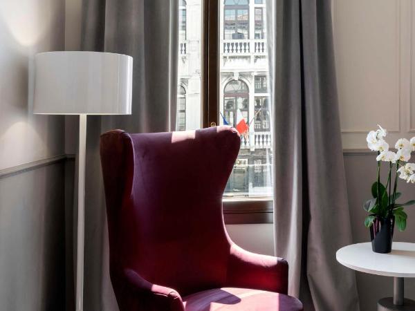 Radisson Collection Hotel, Palazzo Nani Venice : photo 8 de la chambre suite junior renaissance - vue sur canal