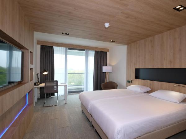 Leonardo Royal Hotel Den Haag Promenade : photo 2 de la chambre chambre lits jumeaux supérieure
