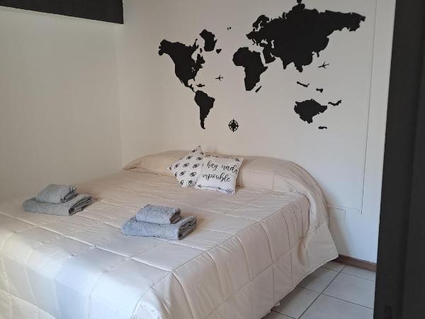 Migaloo Guest House : photo 1 de la chambre chambre deluxe double ou lits jumeaux