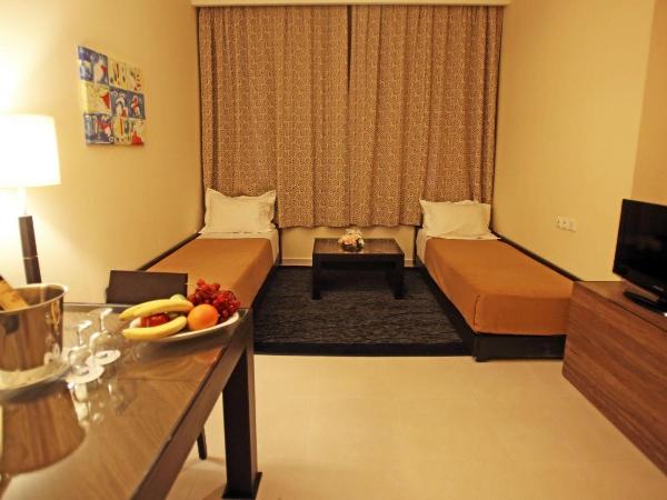 Labranda Targa Aqua Parc : photo 3 de la chambre chambre familiale - vue sur jardin