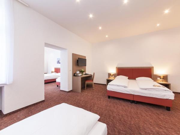 Hotel Excelsior Dortmund Hauptbahnhof : photo 1 de la chambre chambre familiale