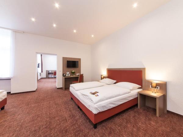 Hotel Excelsior Dortmund Hauptbahnhof : photo 2 de la chambre chambre familiale