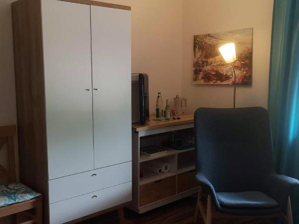 Ninas B&B - exklusiv für Frauen : photo 1 de la chambre chambre double deluxe avec balcon