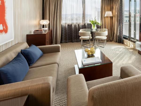 Athenaeum Intercontinental, an IHG Hotel : photo 6 de la chambre suite lit king-size acropole deluxe