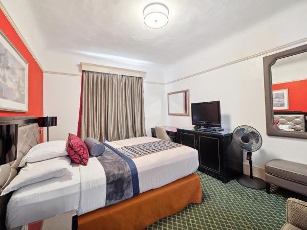 Union Square Plaza Hotel : photo 2 de la chambre chambre lit queen-size 