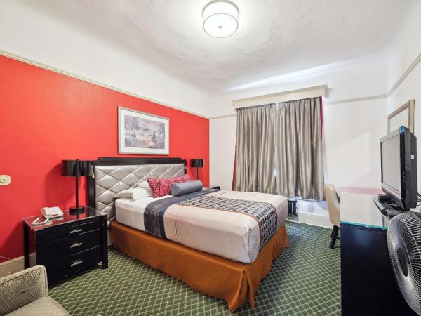 Union Square Plaza Hotel : photo 3 de la chambre chambre lit queen-size 