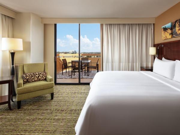 San Diego Marriott La Jolla : photo 1 de la chambre chambre lit king-size d'angle avec balcon