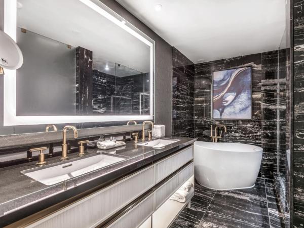 AZUR Legacy Collection Hotel : photo 9 de la chambre suite 1 chambre