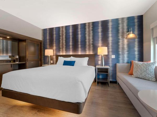 Cambria Hotel Detroit Downtown : photo 3 de la chambre chambre lit king-size - accessible aux personnes à mobilité réduite - non-fumeurs