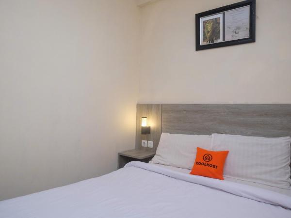 Koolkost near Stadion Maguwoharjo : photo 8 de la chambre chambre familiale