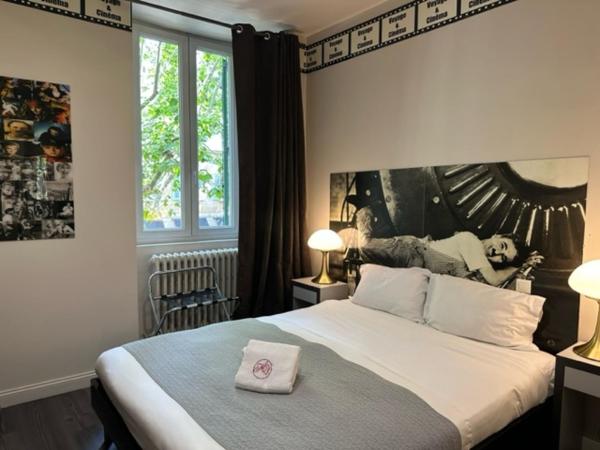 Hôtel Les Voyageurs : photo 7 de la chambre chambre double confort