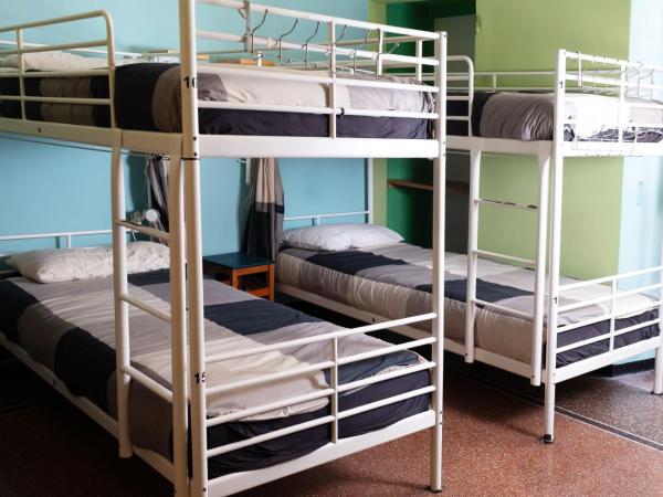 Manena Hostel Genova : photo 4 de la chambre dortoir mixte de 8 lits 