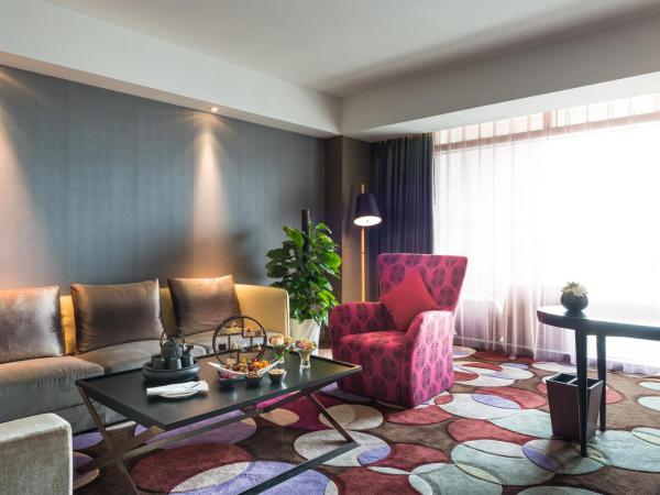 Pullman Nanjing Lukou Airport : photo 2 de la chambre suite lit king-size exécutive