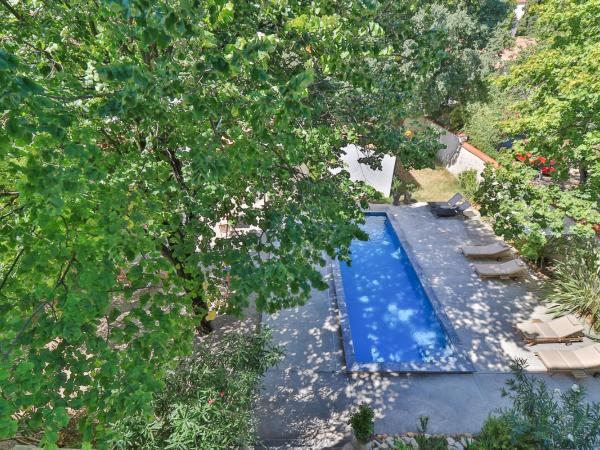 Villa Meridia : photo 9 de la chambre suite 1 chambre lit king-size avec canapé-lit