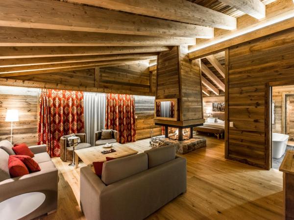 Nendaz 4 Vallées & SPA 4* Superior : photo 4 de la chambre suite