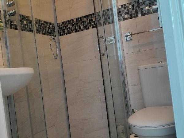 Legends Hotel : photo 6 de la chambre petite chambre double