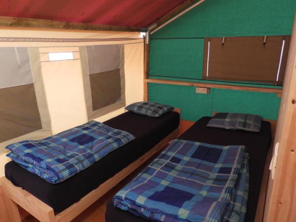 Drago Tours LODGE TENT Holiday Deluxe, Lanterna : photo 4 de la chambre tente
