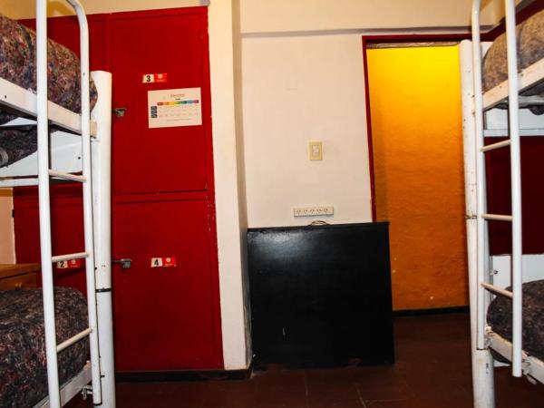 Hostel Int Mendoza : photo 1 de la chambre lit dans dortoir mixte de 6 lits