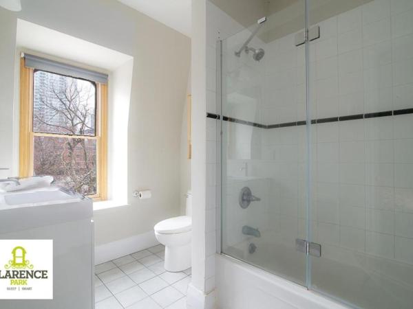 The Clarence Park : photo 8 de la chambre chambre lit queen-size deluxe