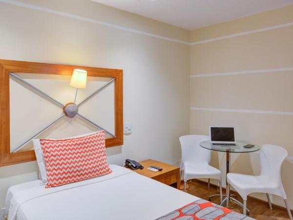 Rio Design Copacabana Hotel : photo 5 de la chambre chambre triple de luxe