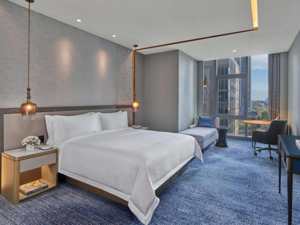 The St. Regis Chicago : photo 1 de la chambre chambre lit king-size supérieure - vue sur ville