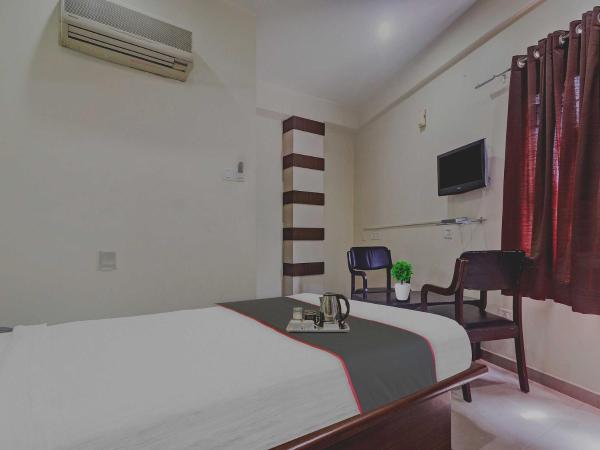 Collection O THE CROWN HOTEL : photo 1 de la chambre chambre double deluxe