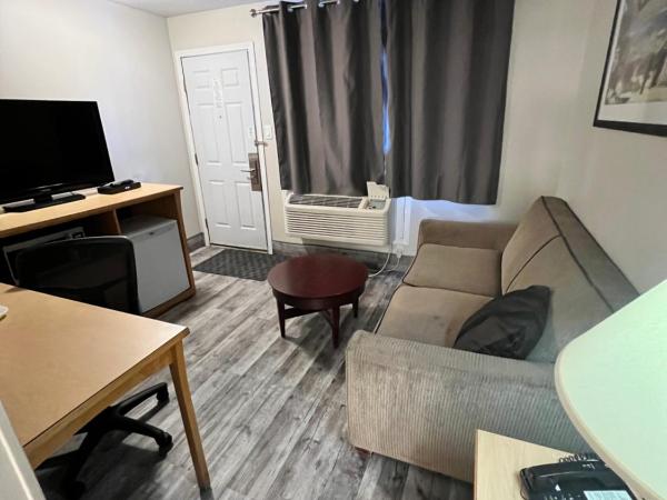 Thriftlodge Saskatoon : photo 2 de la chambre superior double room with sofa bed- non-smoking