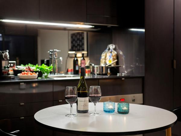 East Hotel and Apartments : photo 3 de la chambre appartement 1 chambre de luxe