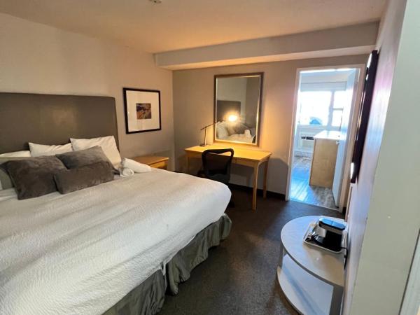 Thriftlodge Saskatoon : photo 6 de la chambre suite 1 chambre lit king-size - non-fumeurs