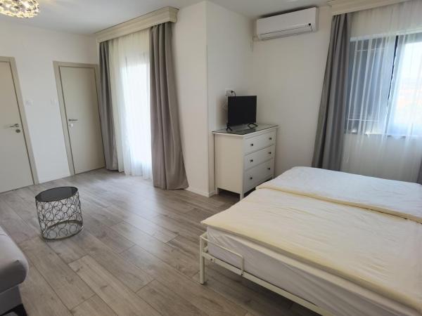 B&B Marijana : photo 2 de la chambre chambre double avec balcon