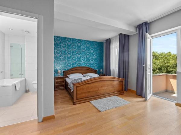 Minerva Hotel : photo 4 de la chambre chambre supérieure lit queen-size