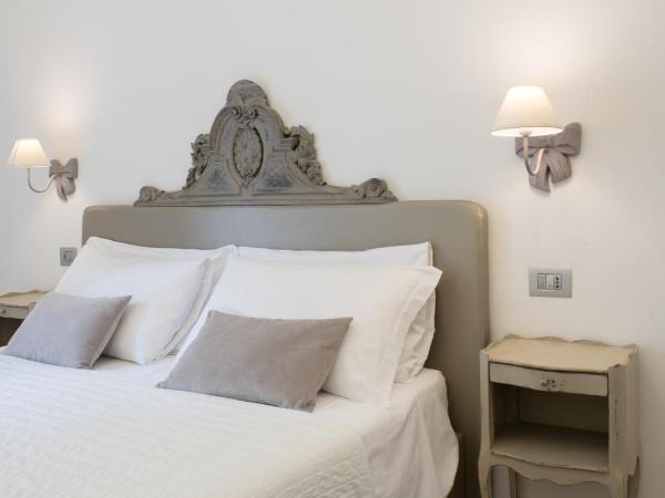 BeB San Lorenzo : photo 9 de la chambre grande chambre double avec salle de bains privative